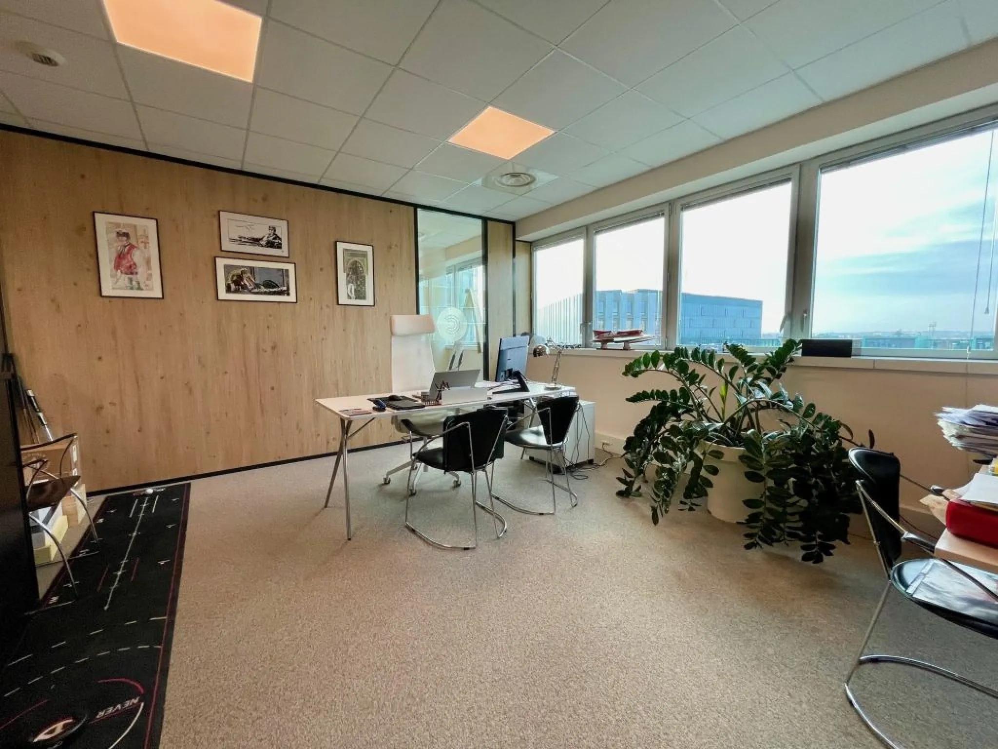 Hadéenn Bureaux Hiboost