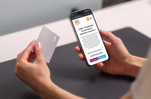 Free Iphone 15 Pro Mockup With Credit Card In Hand (mockuuups Studio)